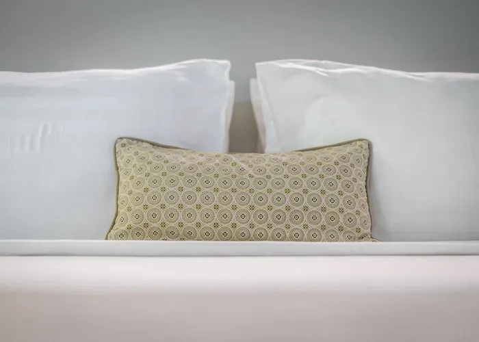 Hotel La Bastide De Caro 4*